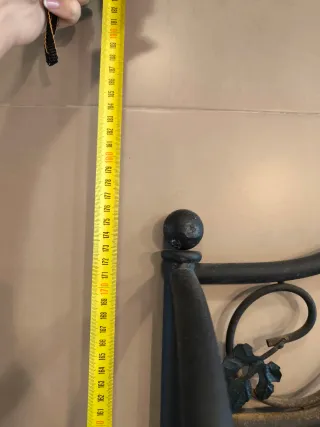 Estantería metal negro y madera