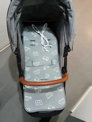 Silla de paseo para bebé gris