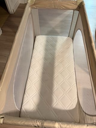 Parque cuna precioso y nuevo