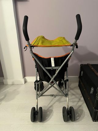 Silla de paseo verde con toldo