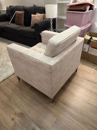 Sillón beige terciopelo Maisons du Monde