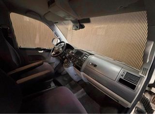 Volkswagen Transporter T5 2011