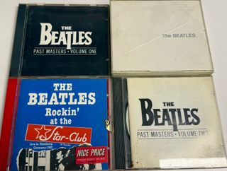 Lote 13 CDs The Beatles: Clásicos y Más