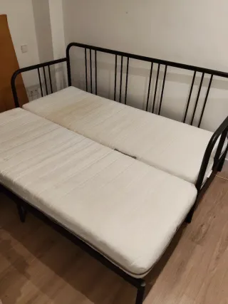 Cama extensible negra