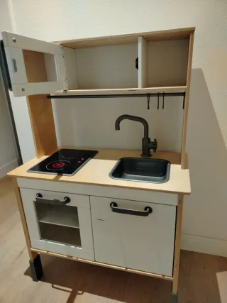 Cocinita de Juguete IKEA 108 x 72 x 38 cm.