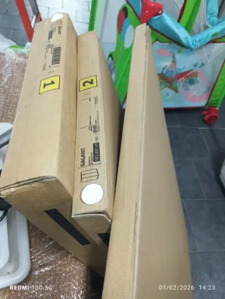 Armario Galant IKEA.80x120 cm.EN CAJA SIN MONTAR.