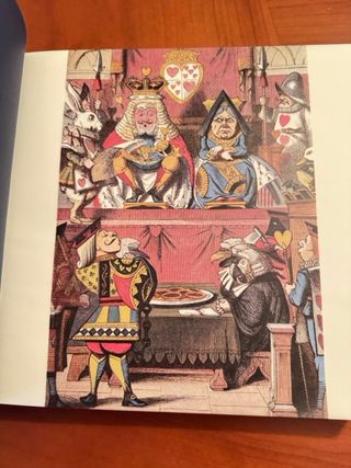 Libro Alicia en el país de las maravillas