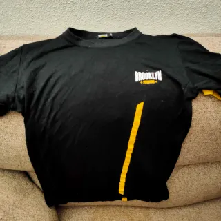 Camiseta Brooklyn Fitboxing Negra y Amarilla