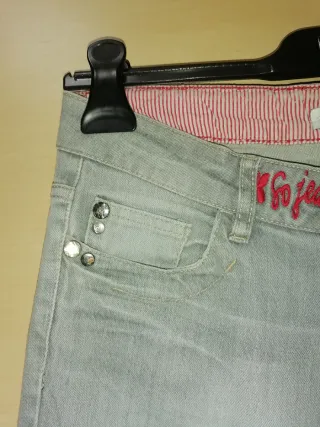 Pantalón tejano recto gris chica