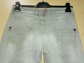 Pantalón tejano recto gris chica