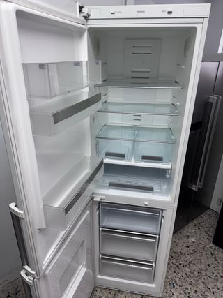 Nevera Siemens 200cm con garantía y transporte