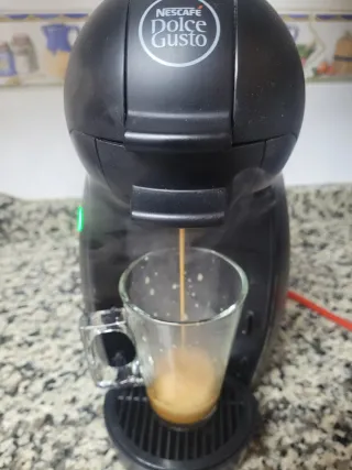 Cafetera Nescafé Dolce Gusto Piccolo Negra