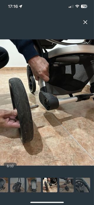 Carrito de bebé gris