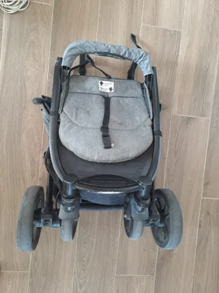 Silla de Paseo Joie Gris