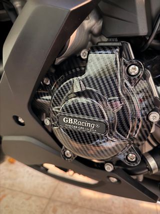 Tapas GB Racing BMW Carbono