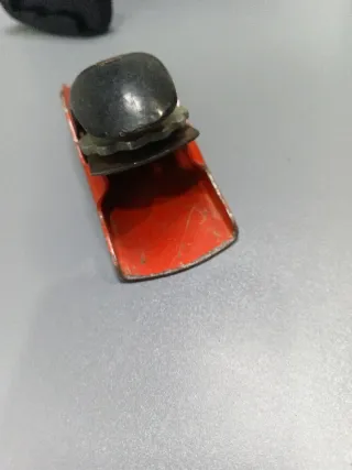 Cepillo manual de carpintero antiguo