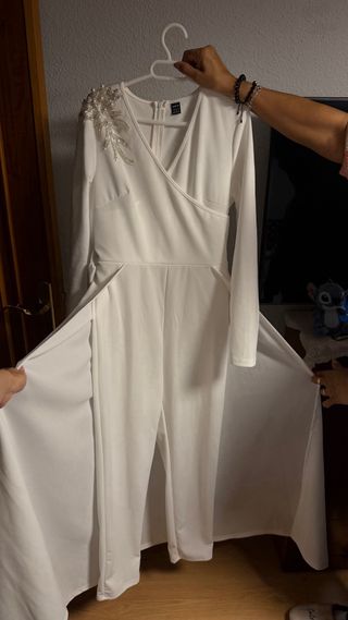 Traje elegante blanco
