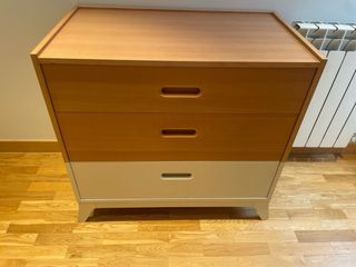 Cuna convertible en cama + Cómoda Nobodinoz