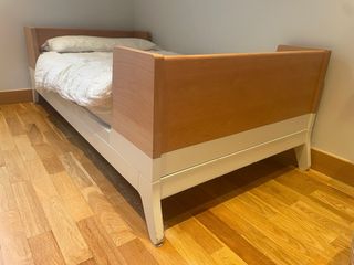 Cuna convertible en cama + Cómoda Nobodinoz