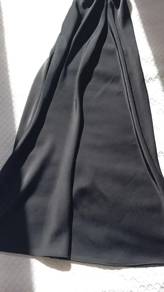 Falda Zara Raso Negro Talla L