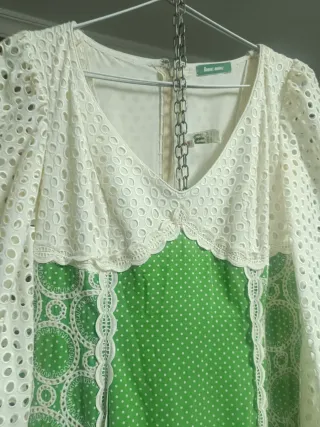 Traje de flamenca perforado verde y beig