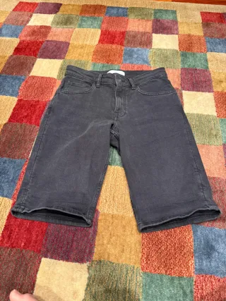 Pantalón corto Mango negro