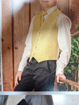 Traje Comunión Niño Blanco,Dorado y Azul 10 años.