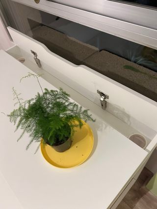 Mesa IKEA y Silla Metálica