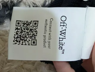 Sudadera Off-White Negra Media Cremallera