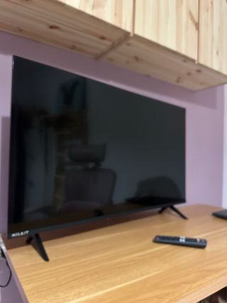 Televisión Nilait 40 prisma