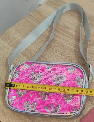 ✨ ÚLTIMO PRECIO ✨  Bolso lentejuelas niña