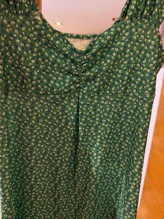 Vestido verde estampado floral