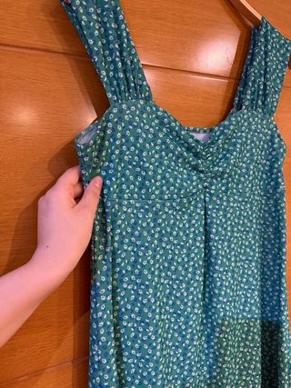 Vestido verde estampado floral