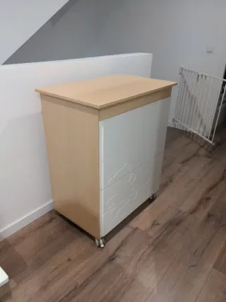 Cómoda cambiador MiCuna con bañera