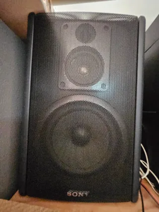 Equipo musical Aiwa NSX-SZ27 con altavoces Sony