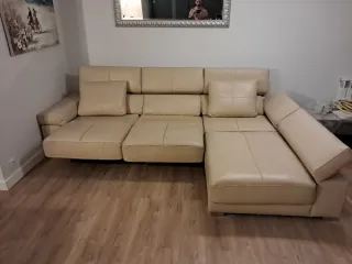 Sofá de piel de gran calidad