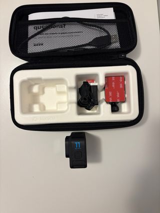 GoPro Hero 11 Black + Custodia