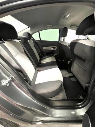 Chevrolet Cruze 2011