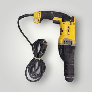 TALADRO DEWALT D25144 900 KW