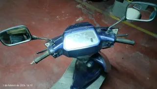 Suzuki Address Azul Scooter