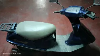 Suzuki Address Azul Scooter