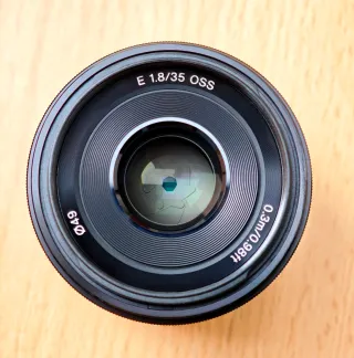 Objetivo Sony SEL35F18 E 35mm F1.8 OSS