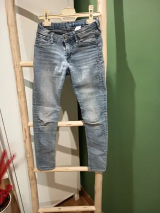 Pantalón vaquero niña T. 8/9 años elástico
