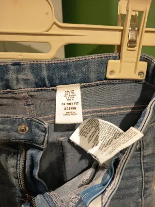 Pantalón vaquero niña T. 8/9 años elástico