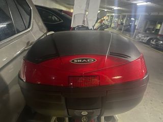 Baúl Top Case SHAD SH37 Negro/Rojo