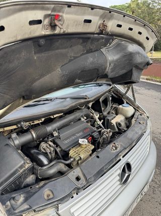 Mercedes-Benz Clase V200 CDI AUTOMATICA !!