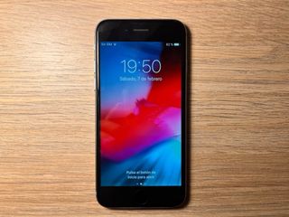 Apple iPhone 6 Gris (Silver) 16GB