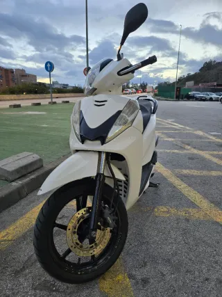 Honda SH 300 Scooter
