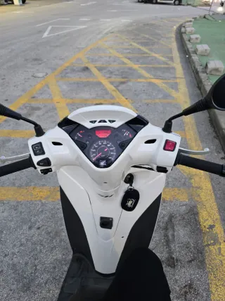 Honda SH 300 Scooter