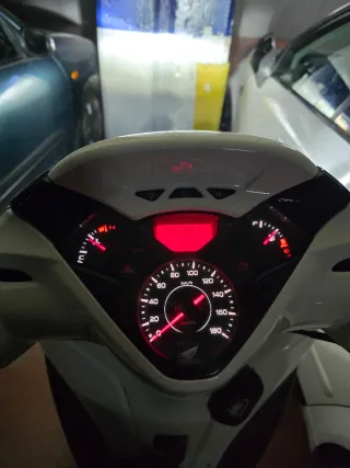 Honda SH 300 Scooter